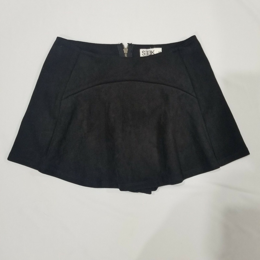 NWT LF Seek The Label Dressy Faux Suede Wrap Skort Shorts Skirt Black Medium
